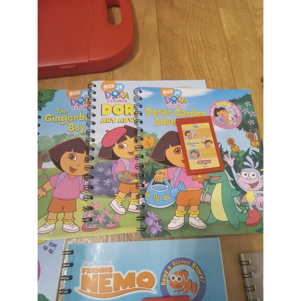 Vintage Children's Electric Story Reader System  SpongeBob Nemo 11 Books Cartrid